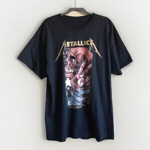 Rare Metallica M72 World Tour 2023 T-Shirt Piercing Through Cut in Two‎ Skull